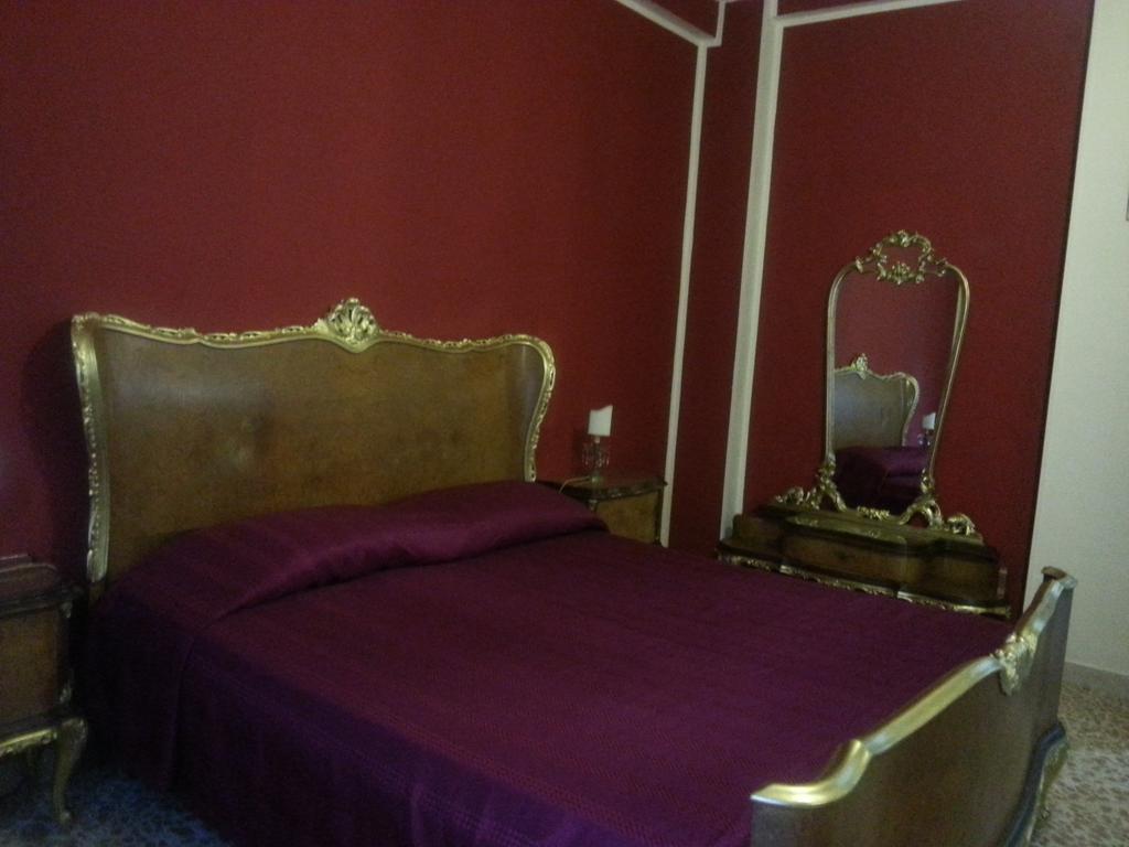 B&B Intrabartolo Trapani Phòng bức ảnh