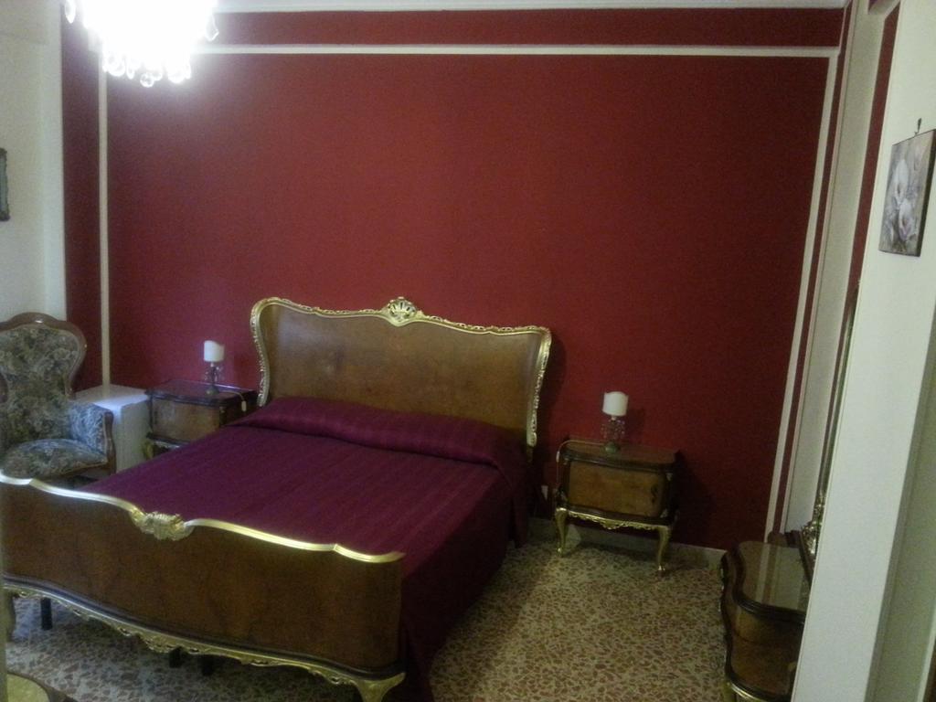 B&B Intrabartolo Trapani Phòng bức ảnh