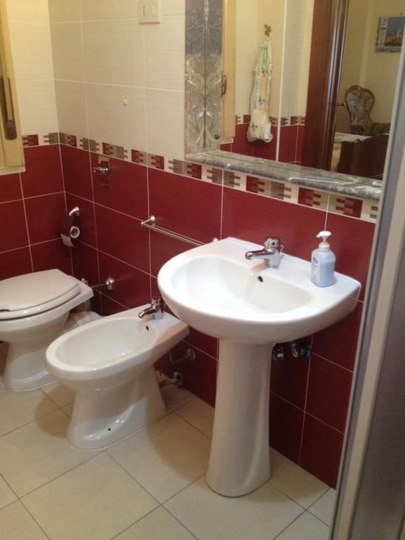 B&B Intrabartolo Trapani Phòng bức ảnh
